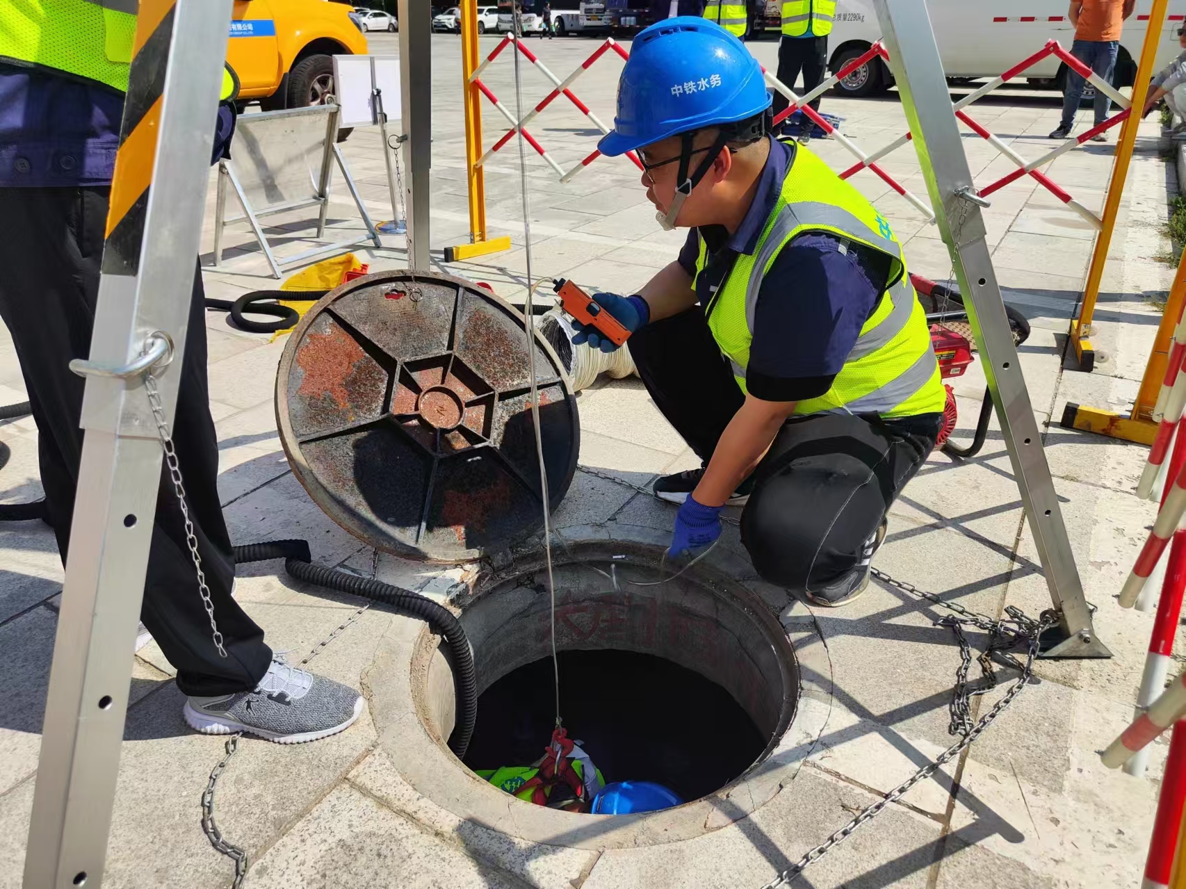 “雷霆行動”有限空間作業應急救援演練